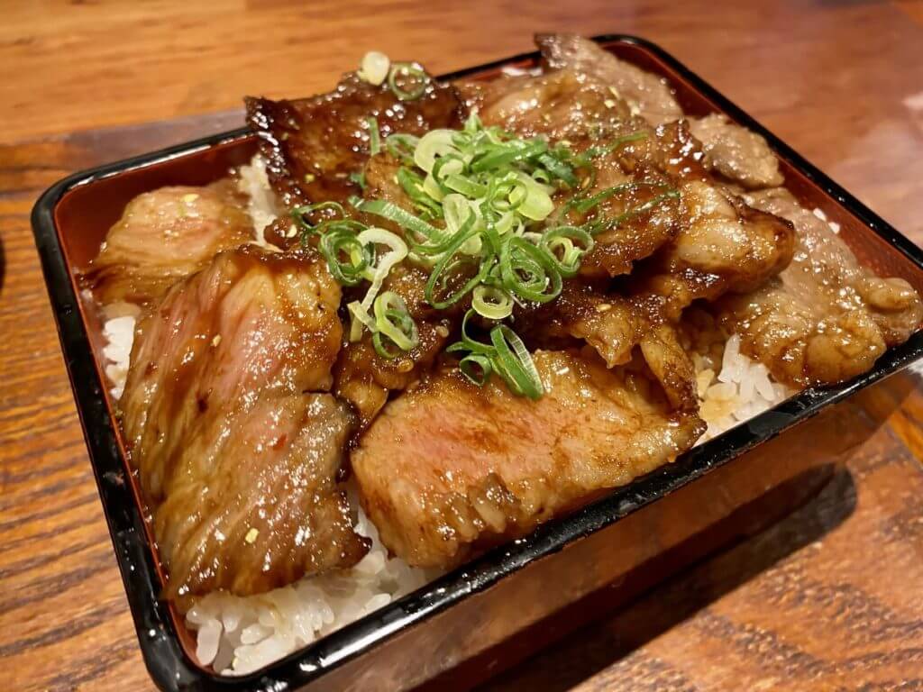 肉屋 堀もと（ 静岡県藤枝市 ） ～いくつになっても焼肉重は男のロマン～ ジャニごり日記＠静岡グルメブログ