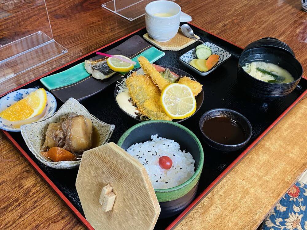 きさらぎ 静岡県焼津市 高コスパランチ 品数豊富な日替り定食 ジャニごり日記 静岡グルメブログ